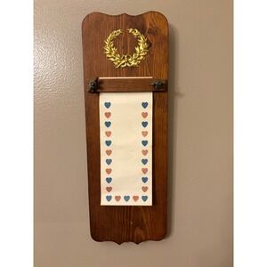 Vintage‎ Wooden Handcrafted Memo Holder Laurel Wreath Design Scroll Paper Holder